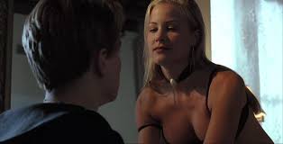 Brittany Daniel sexy in The Basketball Diaries (1995) - Celebs Roulette Tube