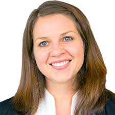 Amy Munro's Instagram, Twitter & Facebook