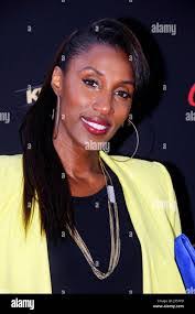 Leslie Sparks's Instagram, Twitter & Facebook