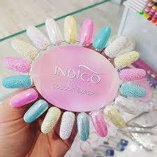 Cinderella Pixel Effect Kopciuszek Snow White Sniezka Pixel Effect Emerald Black Much More Nails Nailla By Paula Porebska Instagra