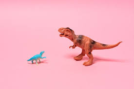 the 19 smallest dinosaurs and prehistoric animals