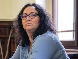 Pod naciskiem społecznym ustawa nie została wprowadzona. Marta Lempart Partnerka Kim Jest I Jak Wyglada Dziewczyna Marty Lempart Co Ona Ma Na Glowie Zdjecia Super Express Wiadomosci Polityka Sport