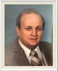 Clint Seal's Instagram, Twitter & Facebook