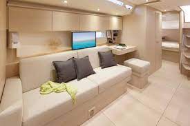 L'obiettivo era riuscire a dotare uno yacht di 40' di tutte le innovazioni che caratterizzano i modelli di fascia superiore, mantenendo la firma del progettista javier soto acebal. Solaris 50 Design Di Javier Soto Acebal Barche