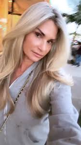 Thank you for showing us what true Unconditional Love looks like. R.I.P Bella  Dyer aka BellaB♥️