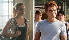 In case you haven't noticed, i'm weird. Riverdale Season 4 Will Archie Leave Girlfriend Veronica For Betty Tv Radio Showbiz Tv Express Co Uk