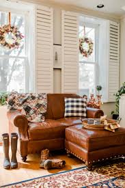 Easy Thanksgiving Decor Inspiration Kelly In The City Fall Living Room Decor Decor Winter Living Room