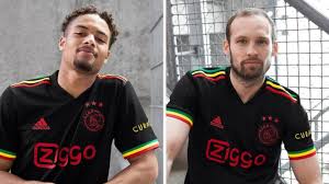 The ajax home shirt for 2021/22 is inspired by the club's glory days of the 1970s. P6oof Ylv4f7km
