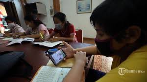 Kunci jawaban tema 7 kelas 1 di bawah ini diharapkan dapat membantu orang tua dan guru dalam mengoreksi jawaban siswa. Kunci Jawaban Buku Tematik Tema 7 Kelas 3 Sd Halaman 41 42 43 44 45 48 49 50 Arti Kedap Udara Tribun Tribun Website