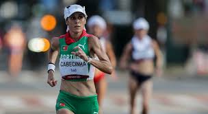 Já participou em várias edições dos jogos olímpicos, conquistou medalhas em campeonatos europeus e foi várias vezes campeão nacional. Jd3gb0dj85tx6m