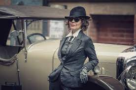 Freddie is shown to be in prison, beaten and bloody, while tommy tells grace exactly when he plans to overtake billy kimber and his. Peaky Blinders Season 6 Star Reacts To Polly Turning On Tommy