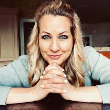 THE MOM FOG CHALLENGE