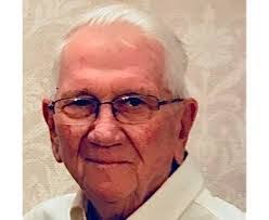 Louis Dillon's Instagram, Twitter & Facebook