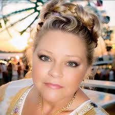 Cara Burrows's Instagram, Twitter & Facebook