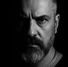 Does Spotify's lossless audio cause distortion?