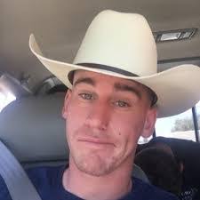 Jesse Clouse's Instagram, Twitter & Facebook