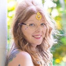 Dori Cameron's Instagram, Twitter & Facebook