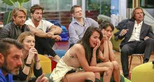 Apesar do reality show ser na itália e ter restrições para a votação, os brasileiros estão usando ferramentas para mudar o ip do computado para a e aí, será que a dayane leva o bbb itália? Participantes Do Big Brother Da Italia Ligam Para Familiares Por Conta De Coronavirus Jornal O Globo