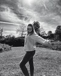 Evelyn (@ebullience_by_evelyn) • Instagram photos and videos