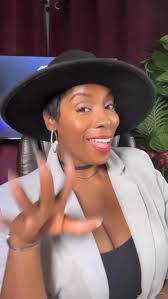 🌷Since I have quite a few new followers, let me introduce myself. 🌸  𝗪𝐇𝐎 𝐈 𝐀𝐌: April Mason is a Feminine Lifestyle Strategist and retired  Dating Coach for well over a decade.