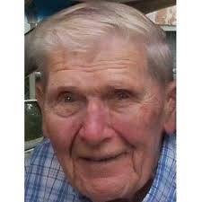 Paul Crumb's Instagram, Twitter & Facebook