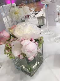 Tischdeko Mit Pfingstrosen Tischdekoration Hochzeit Blumen Tischdeko Hochzeit Blumendeko Hochzeit