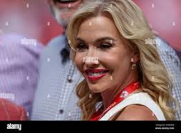 Tavia Morgan's Instagram, Twitter & Facebook