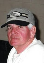 Robert Laviolette's Instagram, Twitter & Facebook