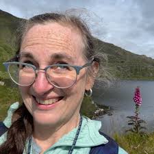 Hikers. Would you stuff your tent and rain fly in a compression sack and  just go? If you do which one do you like?