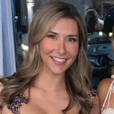 Kendra Lyons, PA-C (@bostoneyelids_pa) · Wellesley, MA