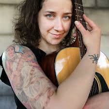 Unjaded Sylvan builds acoustic 'Sand' castles