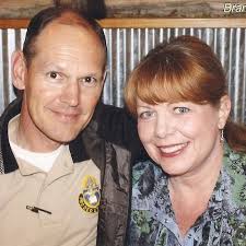 Upscale casual Charleston restaurants with bar scene