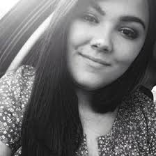 Bella Morris (bellaaxoxo2)