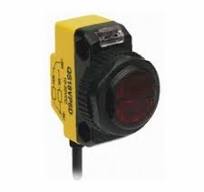 Banner Engineering QS18VP6LLPQ WORLD-BEAM® QS18 Photoelectric Sensor,  Rectangle Shape, 10 m Sensing, Visible Red Sensing Beam