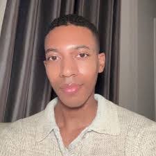 Danielle Willoughby's Instagram, Twitter & Facebook