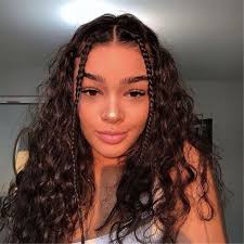 Curly Cute Hairstyles Hostess Page Pretty Stylish Cute And Pretty Curly Hairstyles To Look Sty Curly Hair Styles Thick Hair Styles Cute Curly Hairstyles