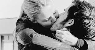 Colin O Donoghue Killian Jones Captain Hook Jennifer Morrison Emma Swan Captain Swan Once Upon A Time Captain Swan Captain Hook Tv Romance