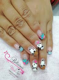 La lámina ungueal es la parte más visible de la uña, está compuesta si una uña de la mano se desprende, tarda en formarse de nuevo alrededor de tres meses. Pin De Catalina Calvo En Nails Styles Manicura De Unas Unas Decoradas Con Munecos Arte De Unas De Pies
