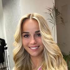 30+ hairdresser AI Characters, 💬 AI Chat Free & Safe