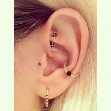Journelles Your Daily Dose Of Fashion Beauty Interior Unique Ear Piercings Piercing Jewelry Tragus Piercings