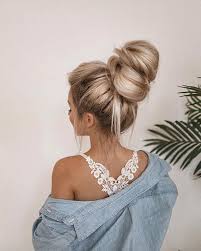50 gorgeous layered hairstyles for longer hair. 20 Very Beautiful Long Hair Bun Ideas The Best Long Hairstyle And Haircut Ideas