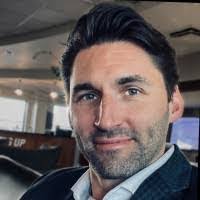 Benjamin Willett's Instagram, Twitter & Facebook