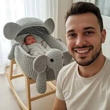 I made this Moses bed myself for my nephew. tutorial