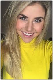 Beatrice egli schaffte ihren durchbruch mit dem sieg bei dsds, seitdem ist sie als schlagersängerin tätig. Beatrice Egli Frisuren Stil 2019 Haar Styling Beruhmte Frisuren Beatrice Egli