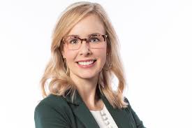 Jamie Mobley's Instagram, Twitter & Facebook