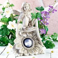 Lunartec Solar Figuren Solar Gartendekoration Sitzende Elfe Mit Led Beleuchtung Solar Beleuchtungen Gartenfiguren Amazon De Garten