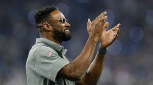 Calvin Johnson explains how beef with Detroit Lions management ended