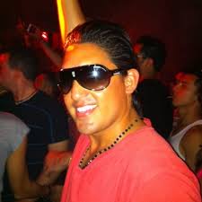 Eddy Arias (@TheEddyArias)