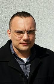 Az mp3 az egyik legelterjedtebb, zene tárolására használt formátum, mely az eredeti hanganyag tömörített, de az általános zenehallgatás élményét nem csökkentő változata. Kozeleti Kitekinto Szigetszentmiklos 2016 Abc Rendben 7 Resz Nagy Janos Buckai Szovetseg Egyesulet