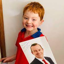 Honourable mark mcgowan mla premier; Little Perth Boy Scared Of Coronavirus Sent Handwritten Card By Mark Mcgowan Daily Mail Online